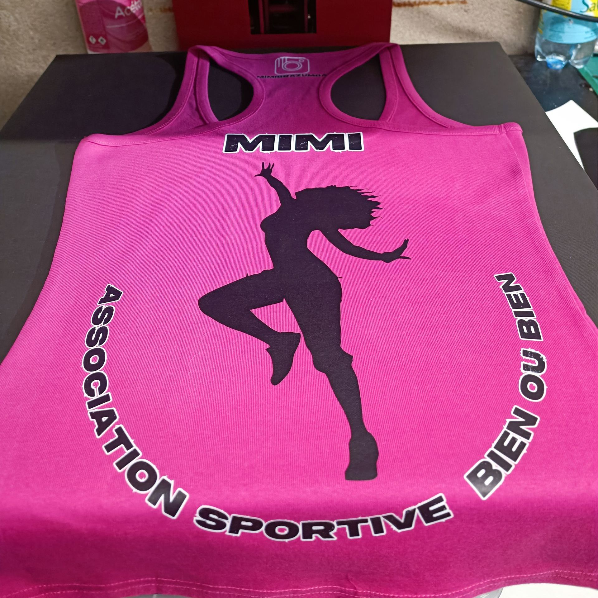 Vêtement de sport rose