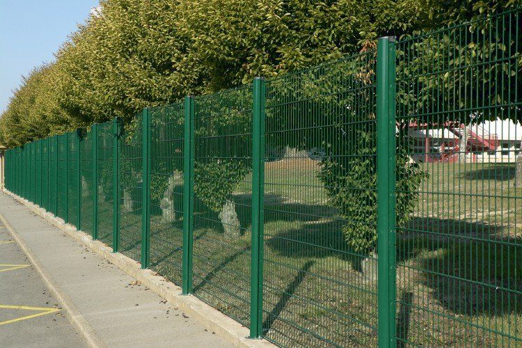 Clôture métallique