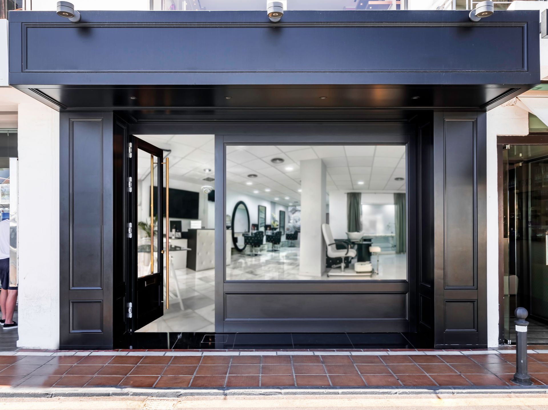 Vitrine d'un salon de coiffure