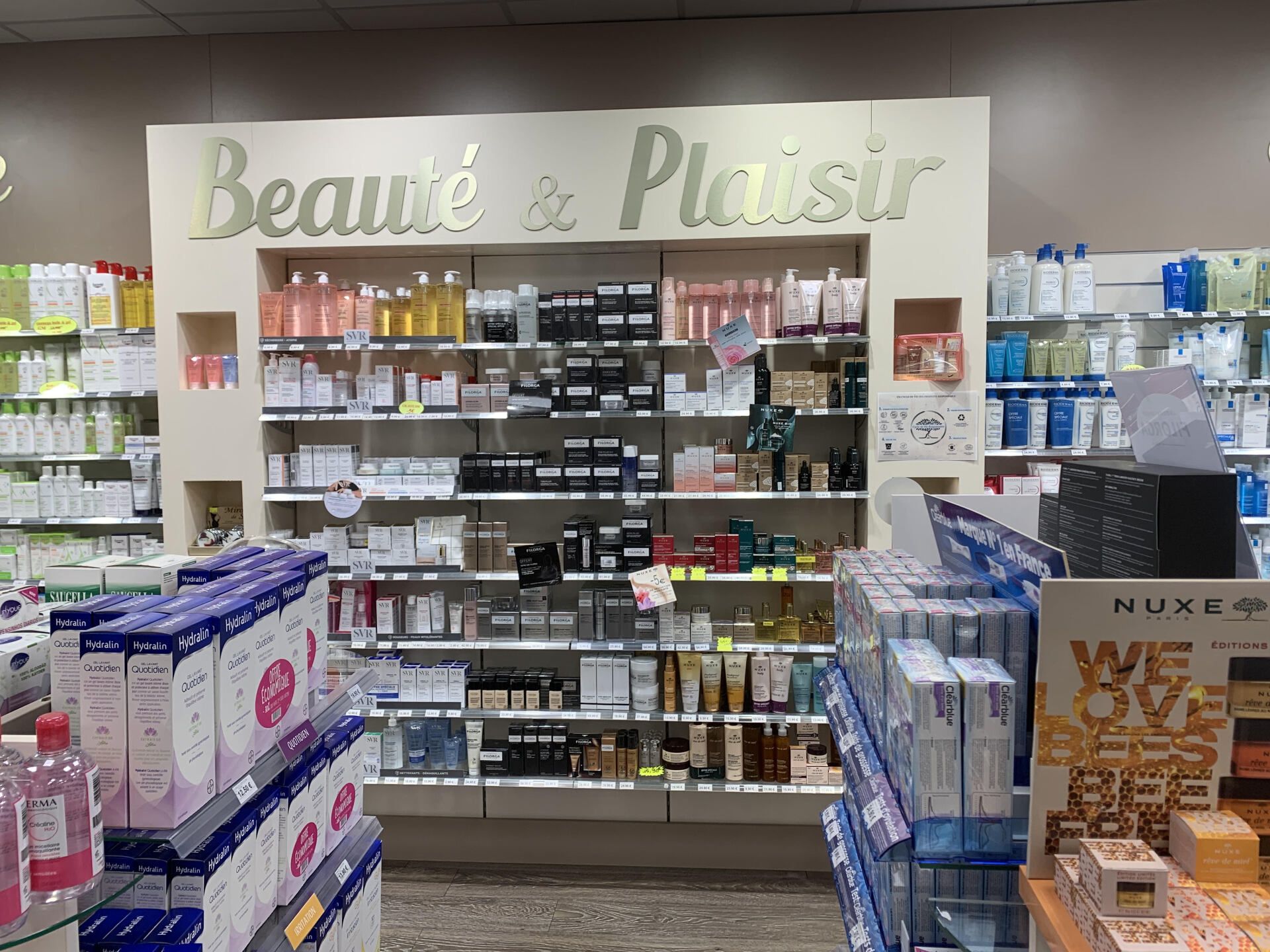 Rayon beauté de la pharmacie