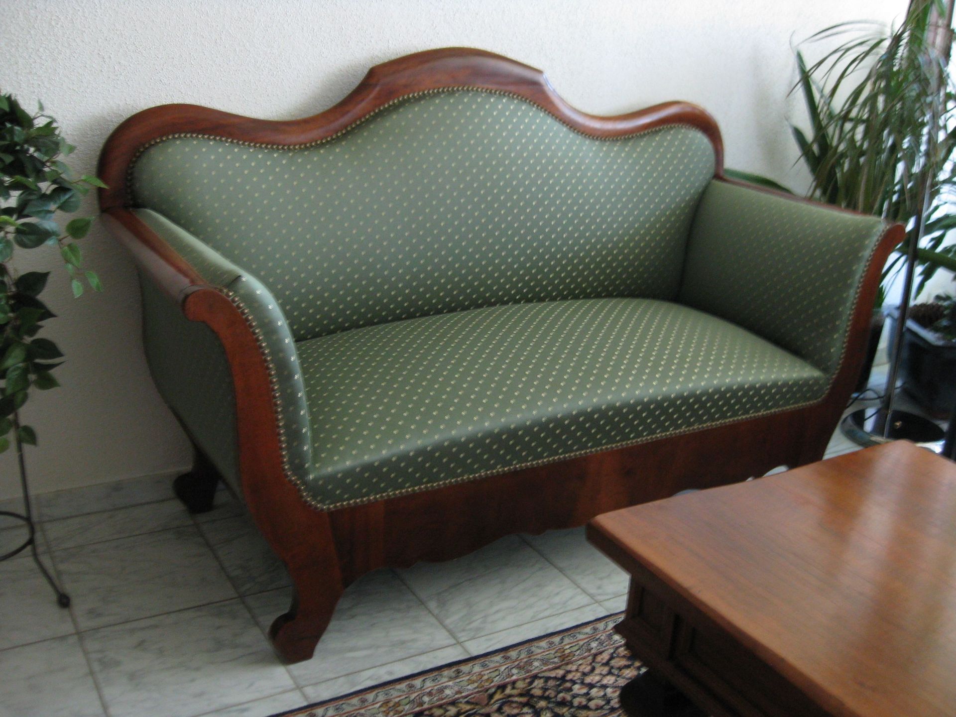 Grünes Sofa - Polsteratelier Kurt & Ursula Mischler - Biel