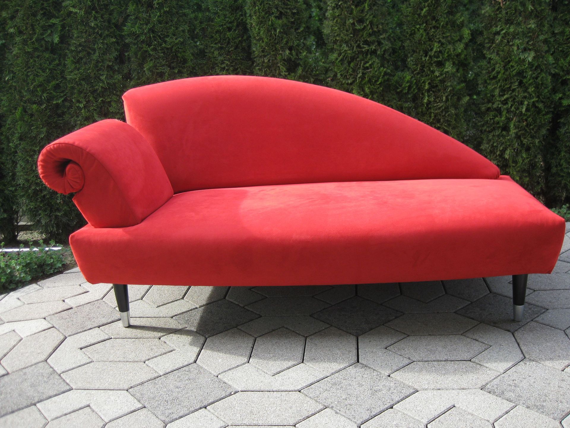 Rotes Sofa - Polsteratelier Kurt & Ursula Mischler - Biel