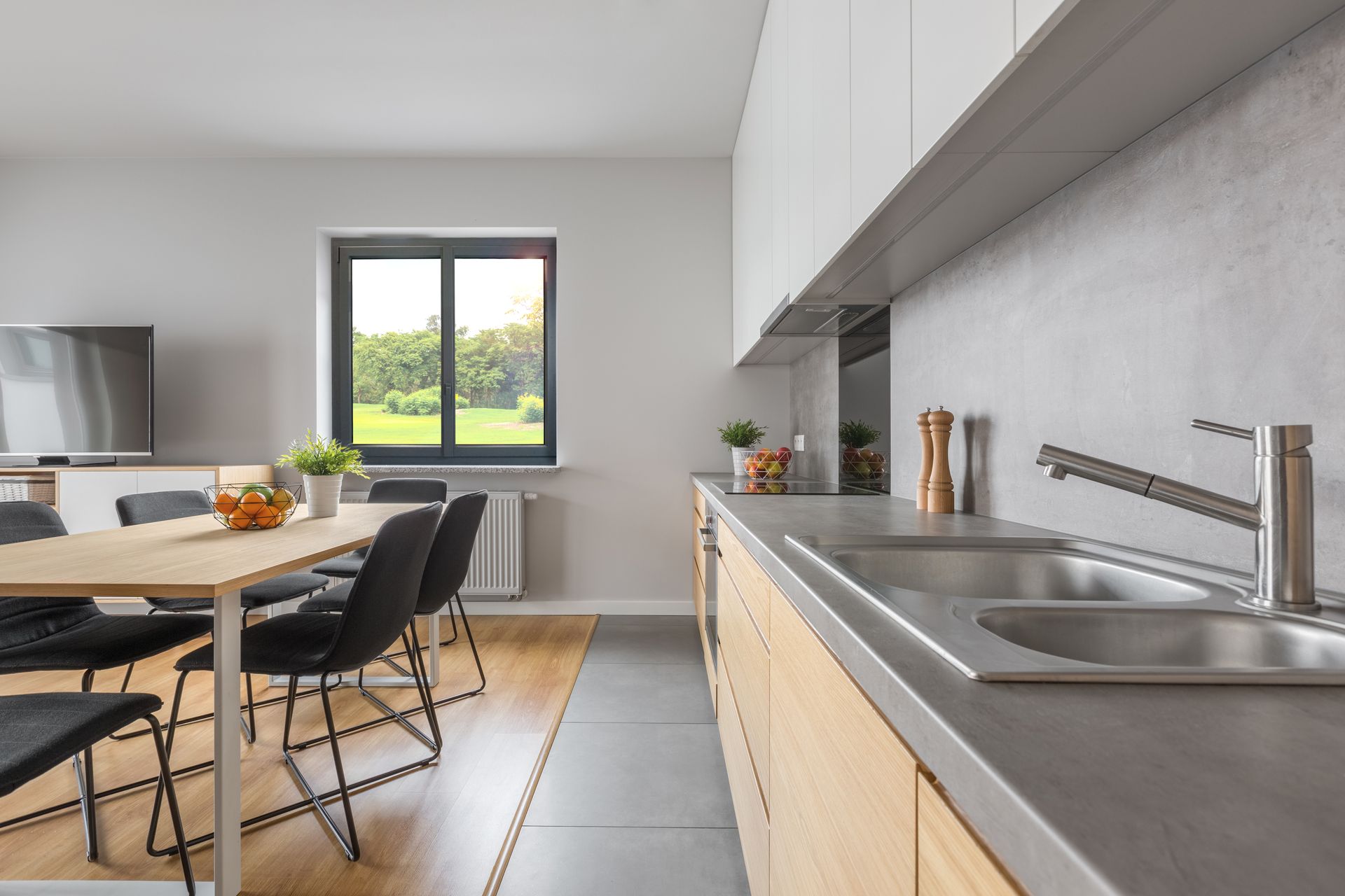 Cuisine moderne avec fenêtre