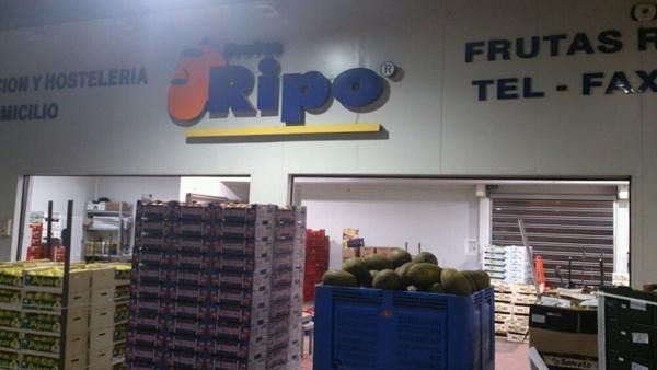 Ripo frutas y verduras se encuentra en un almacén