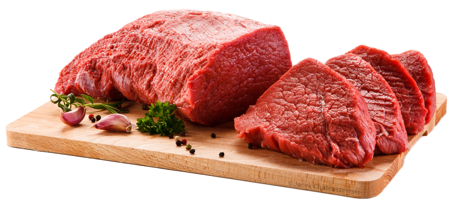 Frisches Rindfleisch am Stück und geschnitten auf Holzbrett, hochwertiges Metzgerhandwerk Frisches Rindfleisch am Stück und geschnitten auf Holzbrett, hochwertiges Metzgerhandwerk