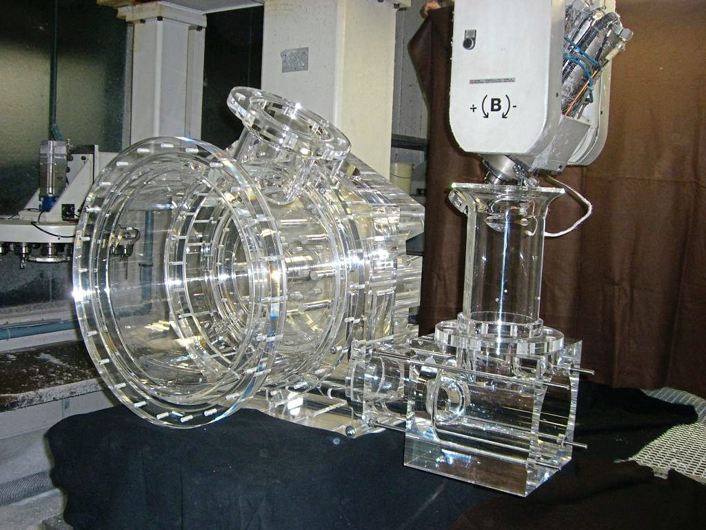 Plexiglas + Kunststoff