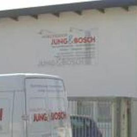 Jung & Bosch Einfahrt