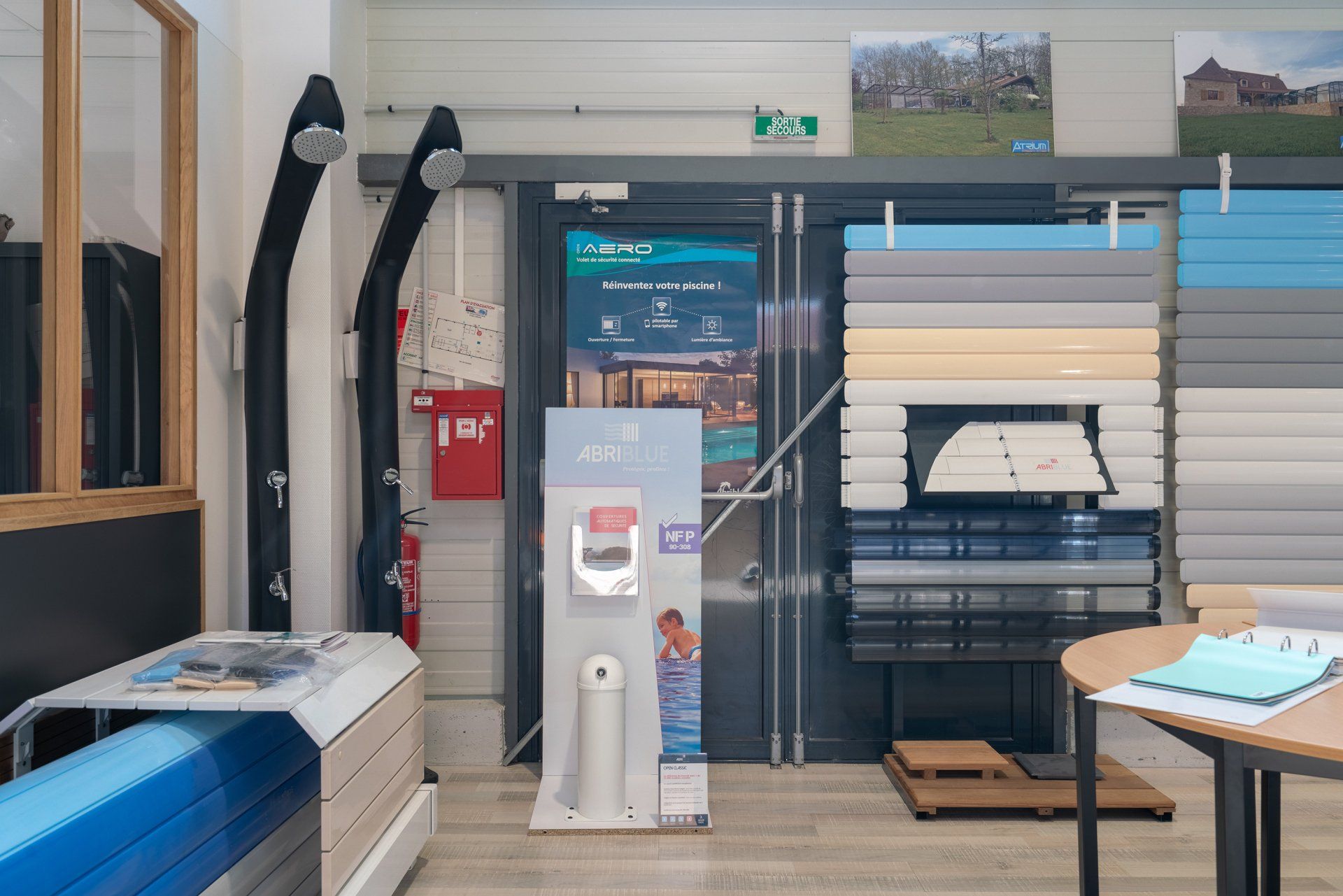 Section échantillon de la boutique M.F Piscines