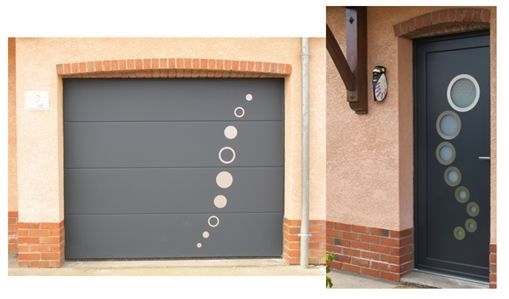 Porte de garage en aluminium et sa porte d'entrée assortie