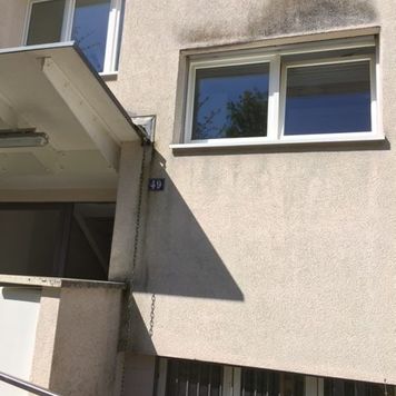 graffit entfernen - renovation - Gebrüder Marangi Maler- und Tapeziergeschäft - Neuhausen am Rheinfall