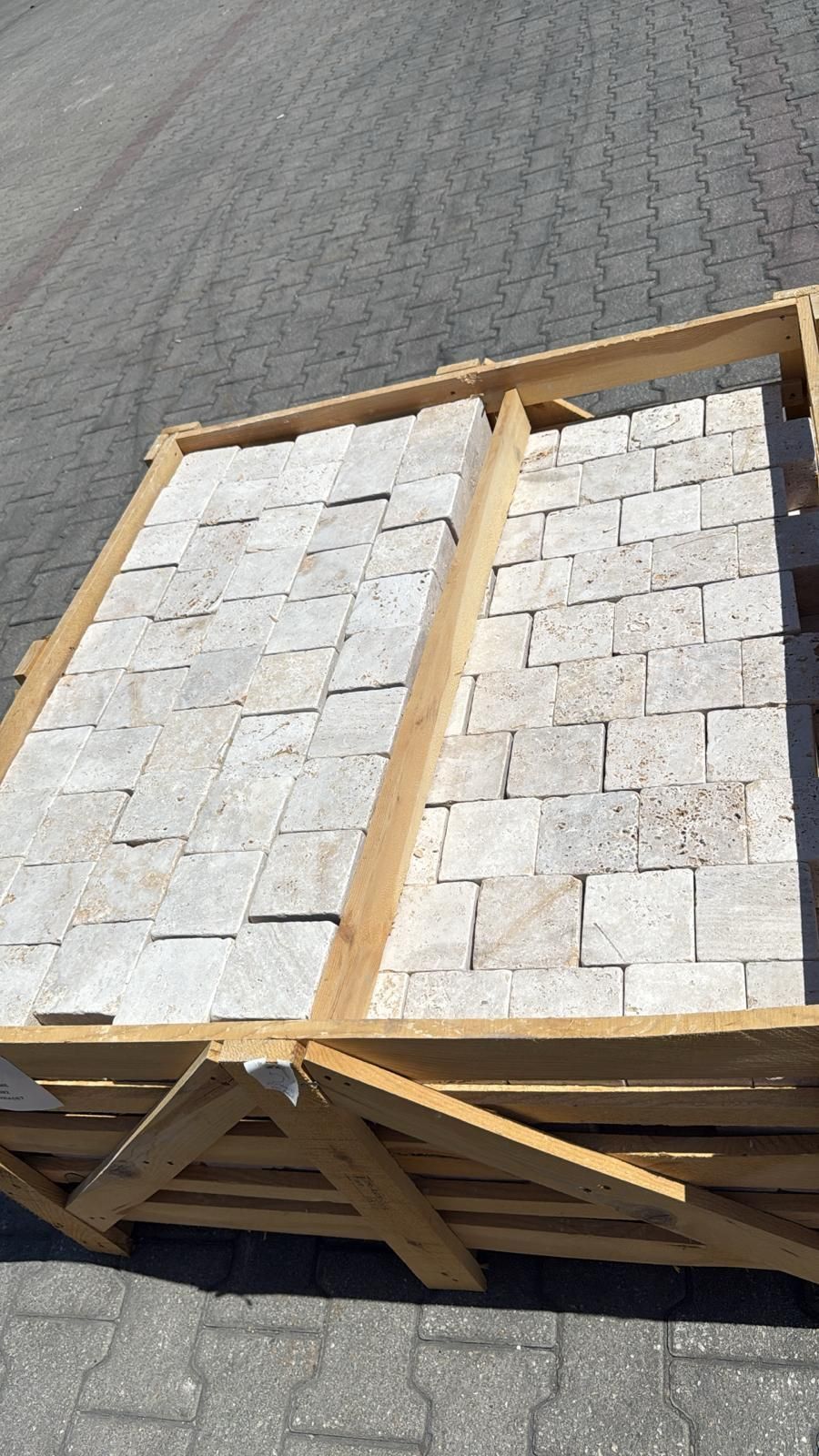 Cube Travertin Classique