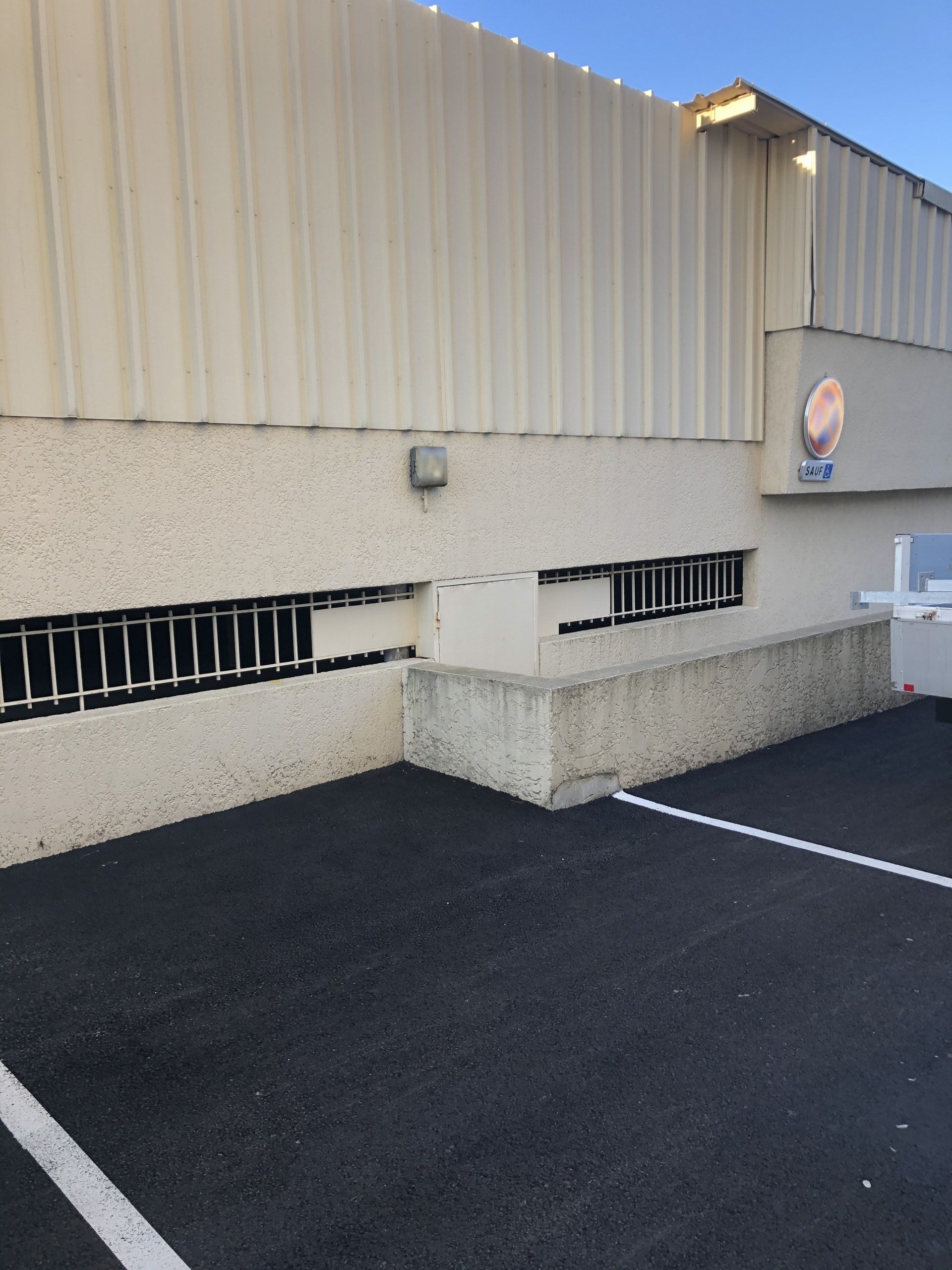 Réalisation protège fenêtre métallique