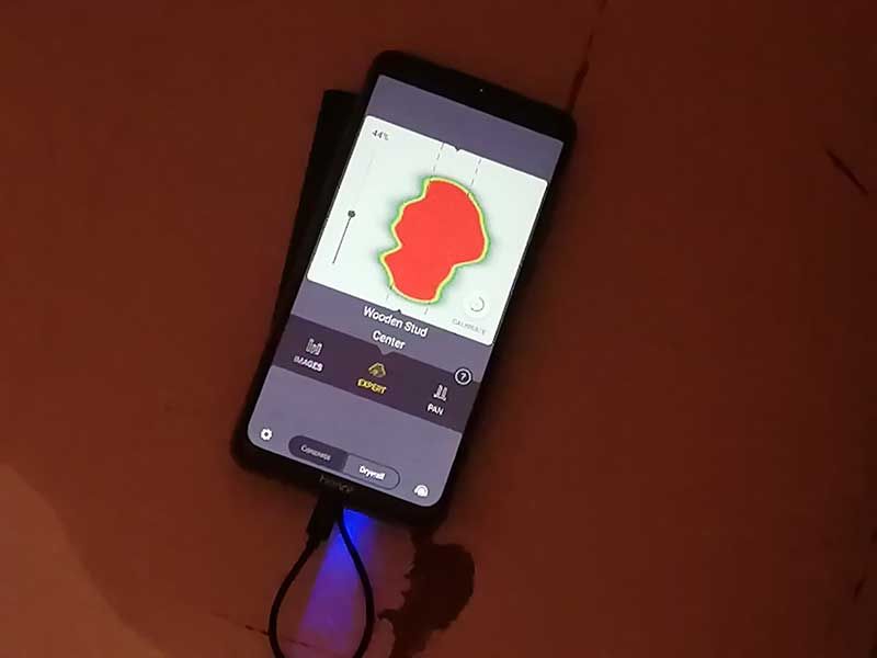 Εντοπισμός τερμιτών με RF σε πάτωμα στην Κέρκυρα