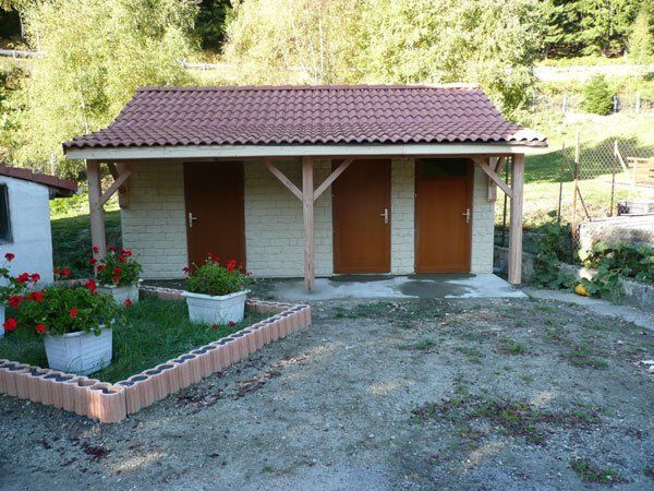 Abri de jardin Cathonnet avec trois portes