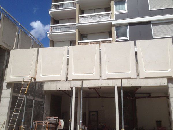 Foncière blanche en béton