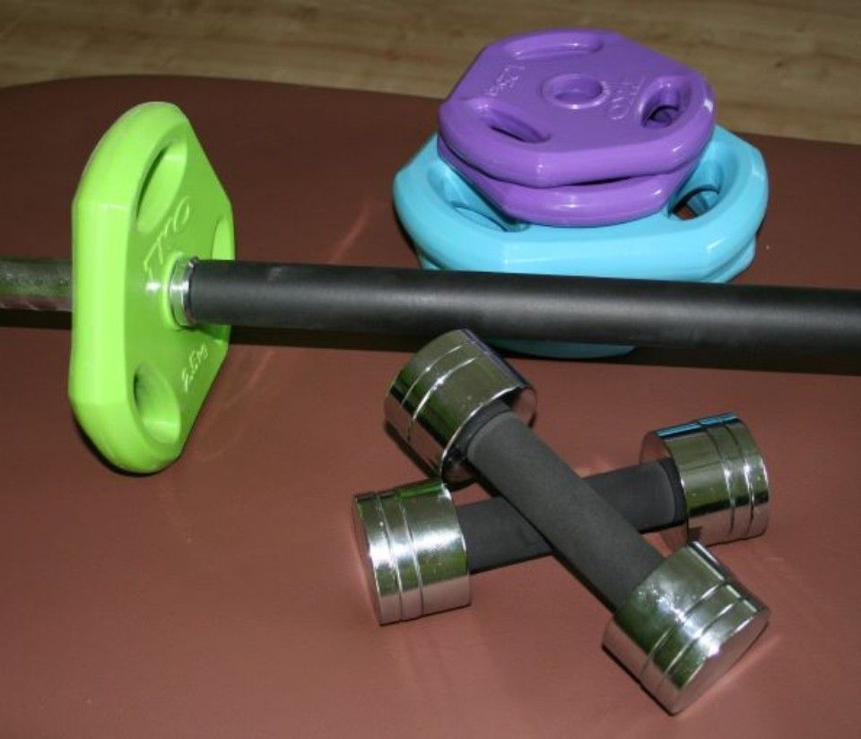 Hanteln und Gewichte