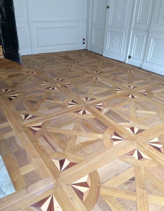 Plan d'ensemble sur un plancher Versailles