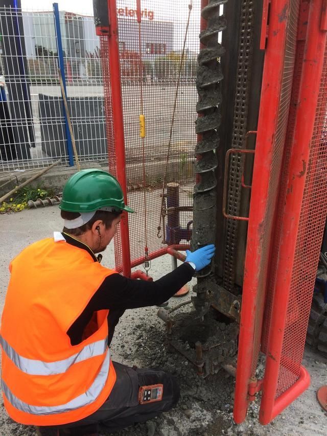 Sondage et carottage.