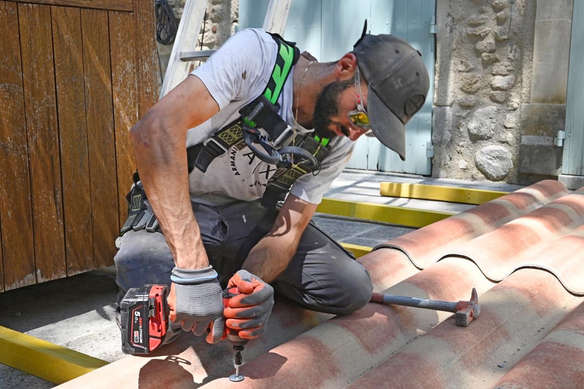 Fixation au sol d'une future toiture