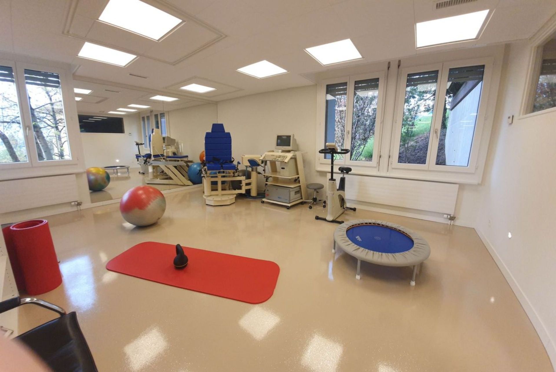 salle d'équipement kinésithérapeute