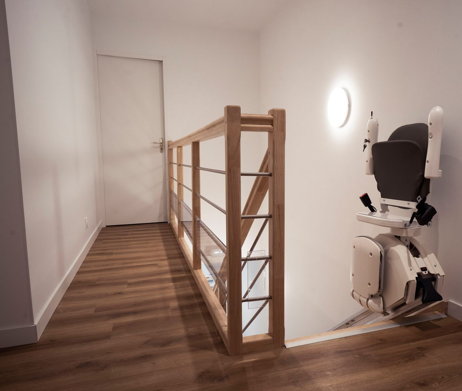 Fauteuil senior pour descente d'escalier