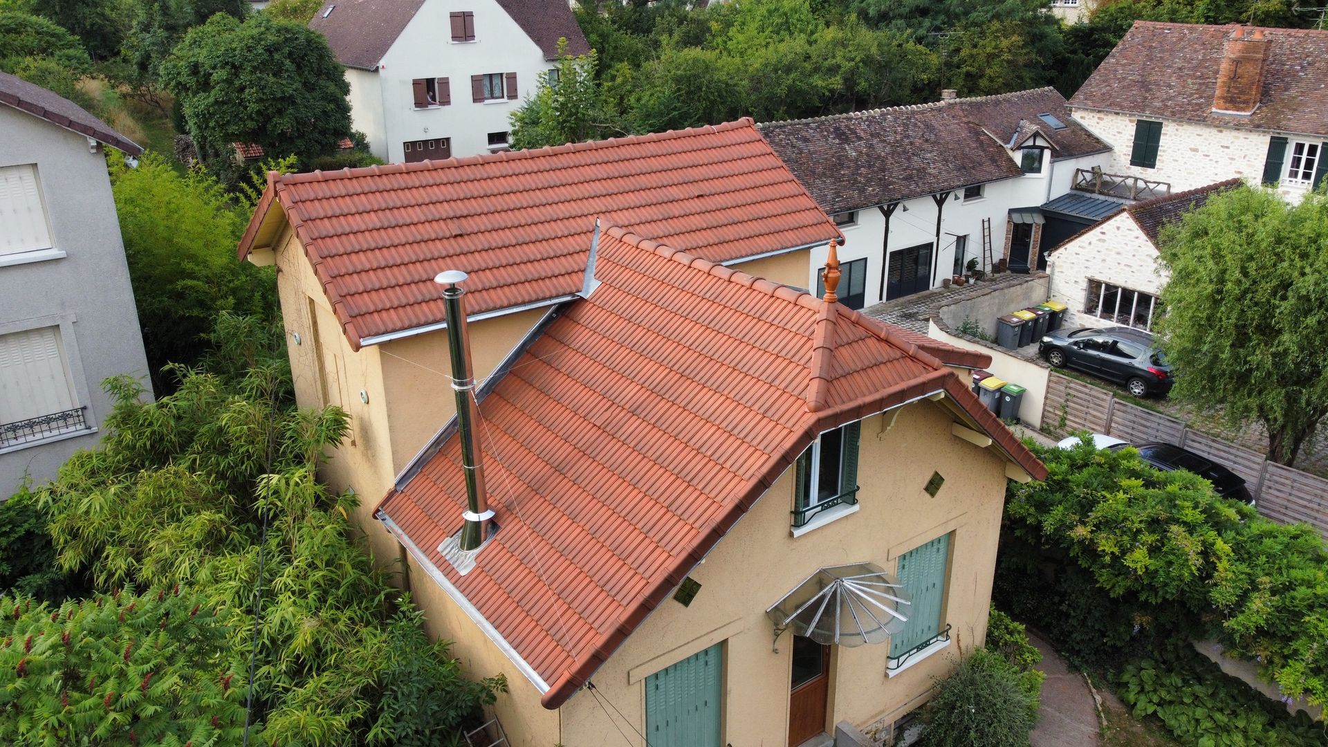 Vers la page Couverture