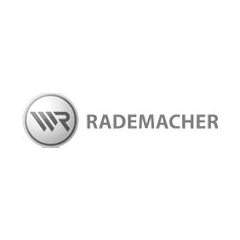 Rademacher-Logo: Silberner Kreis mit stilisiertem „WR“-Symbol und dem Schriftzug „RADEMACHER“.