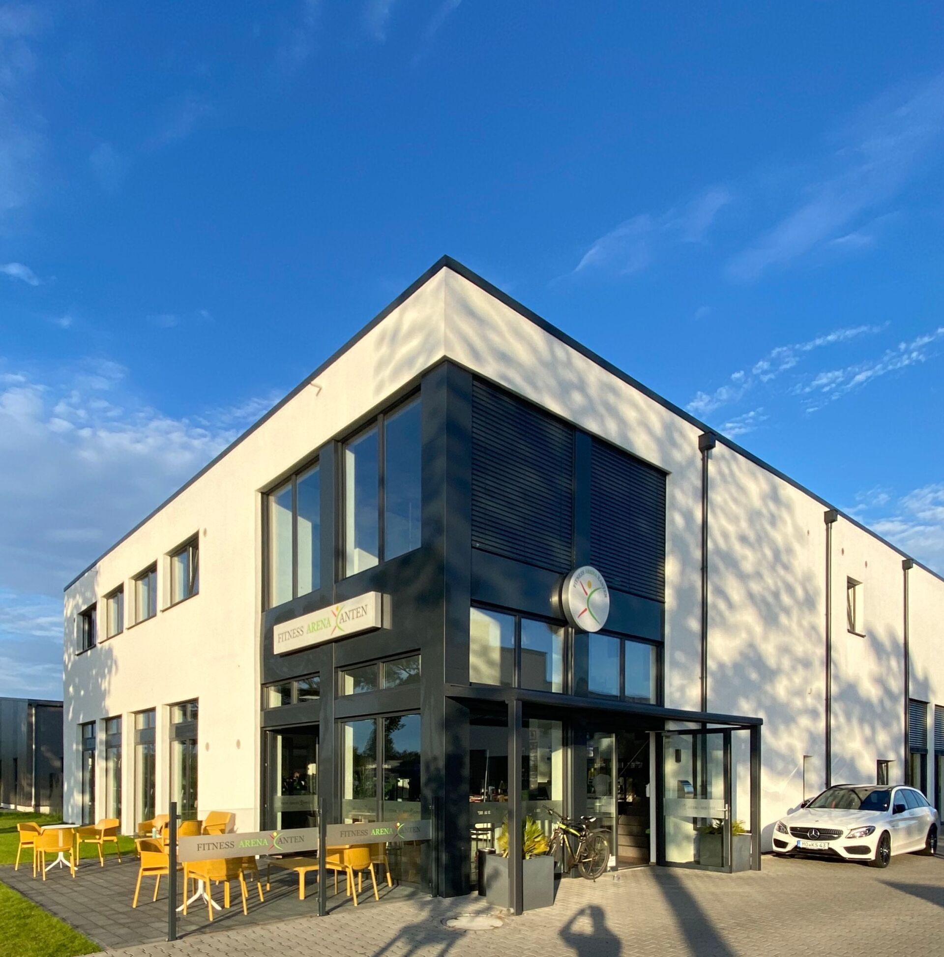 Modernes, weißes Haus