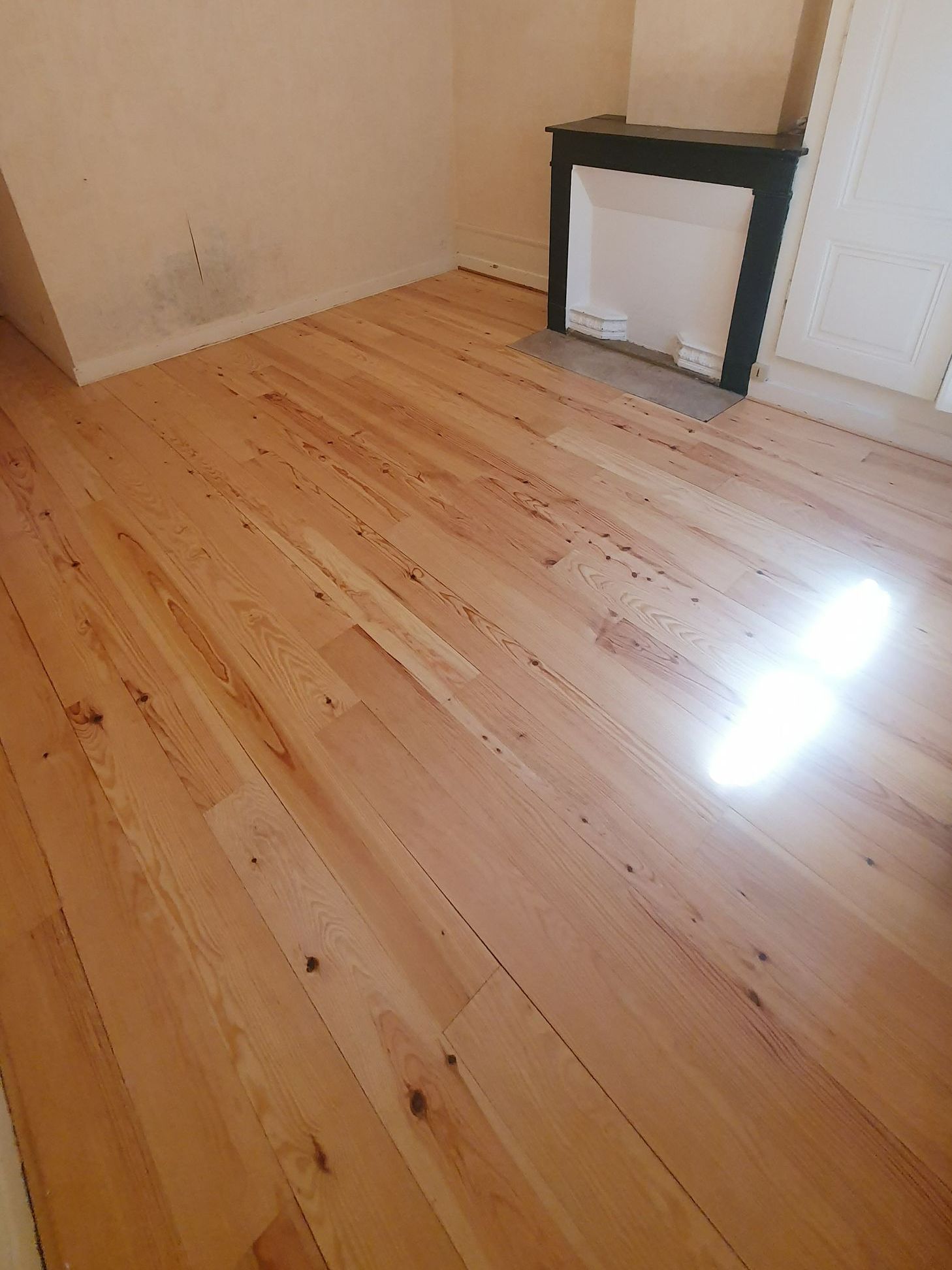 Du parquet bien lustré