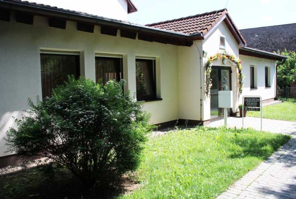 Gebäude der Gemeinschaftspraxis Dr. med. Hans-Joachim und Dr. med. Sabine Hefner