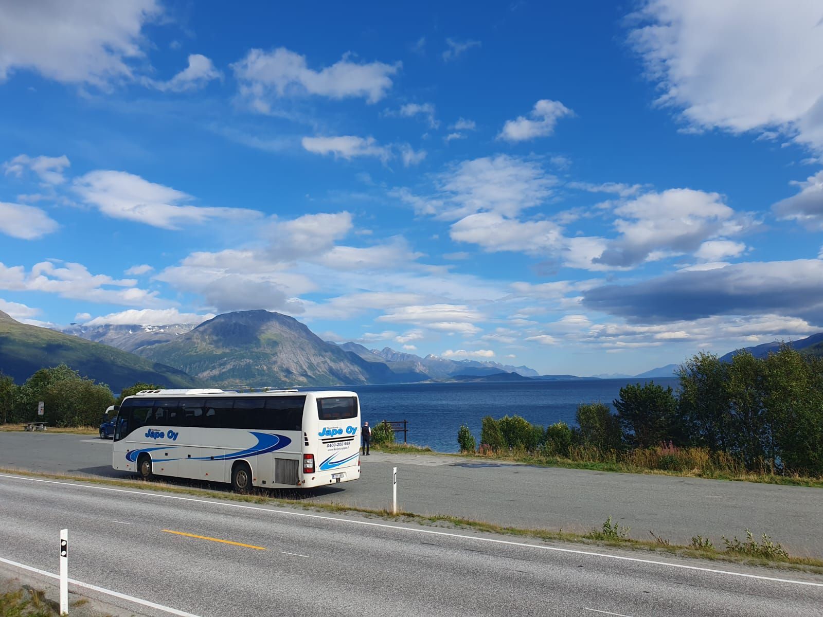 Kuljetus Jape Oy - Tilausliikenne