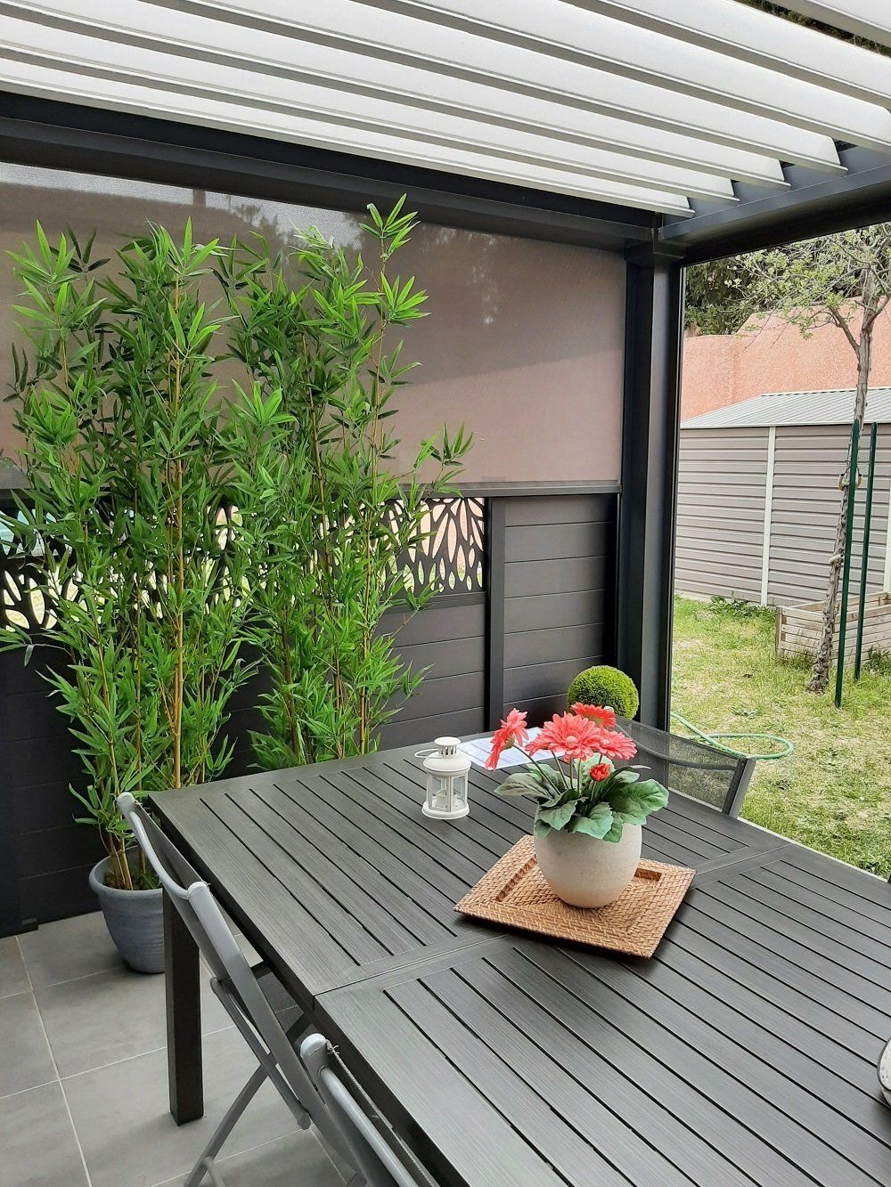 Pergola bioclimatique avec store ZIP et coulissant Aluminium - Vaucluse - Jonquerettes - Pose en Mai 2021