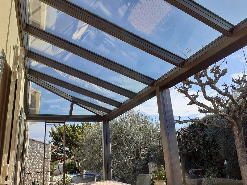 PERGOLA VITREE - JONQUERETTE VAUCLUSE JANVIER 2021