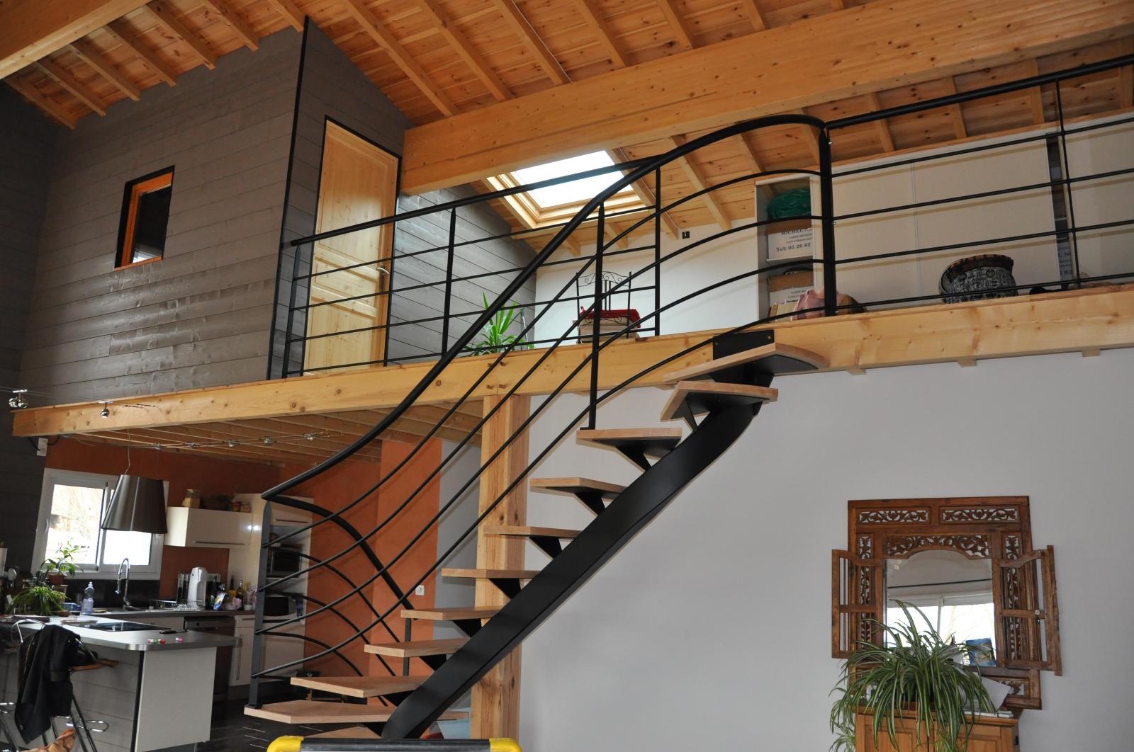 Escalier Limon central débillardé