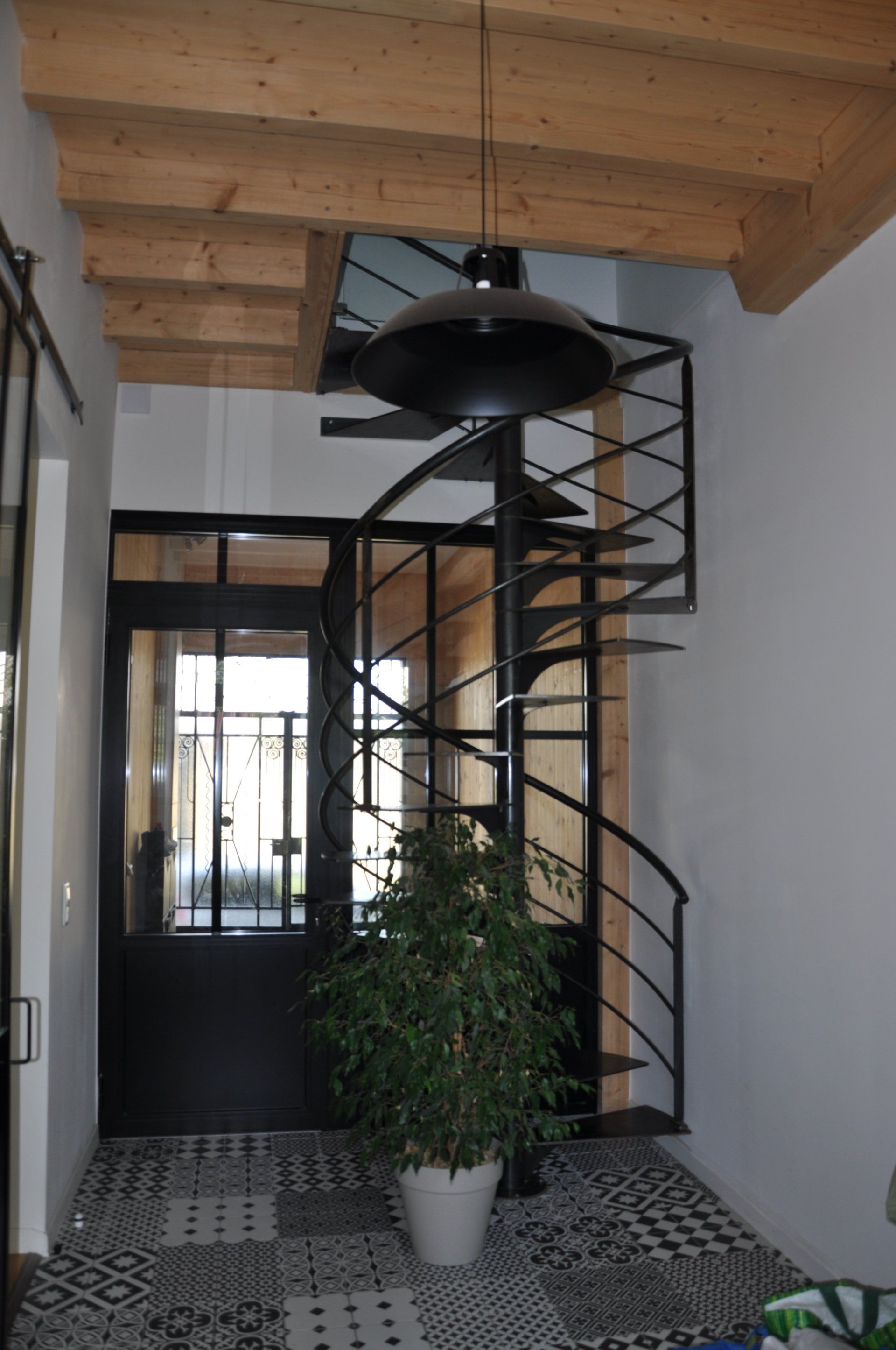 escalier_acier_brute__helicoidal_Bordeaux