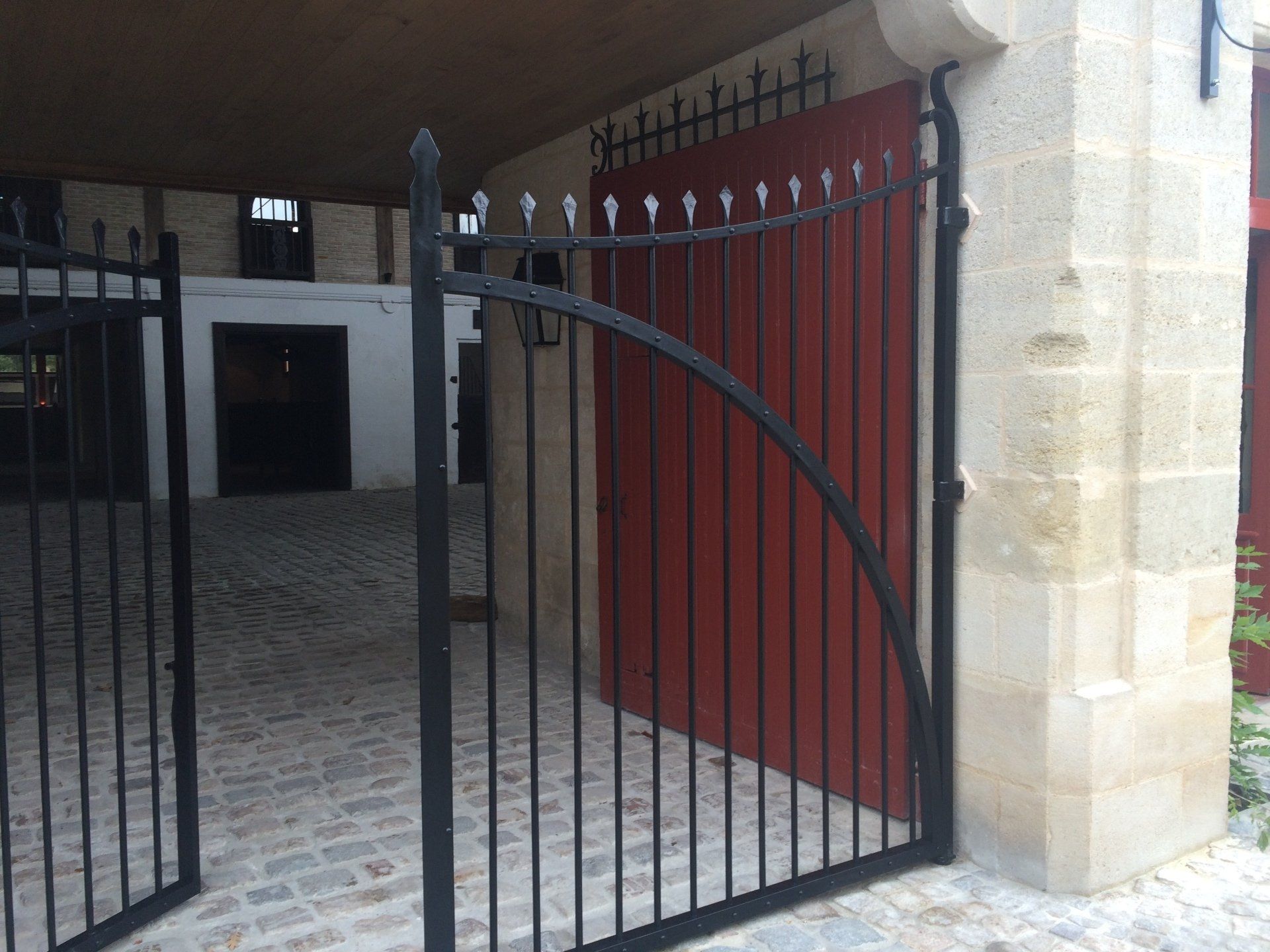 portail_fer_forger_a_l_ancienne_pian_medoc