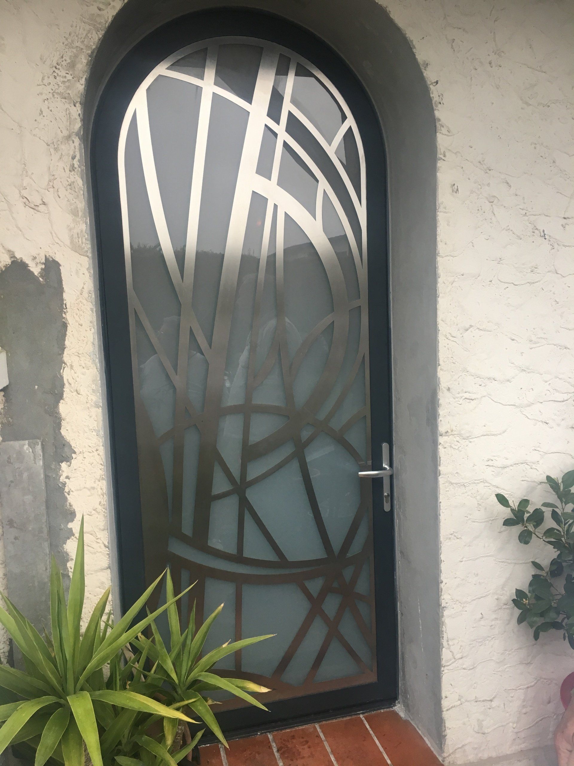 porte_métallique_cintrée_design_rupture_pont_thermique_lateste