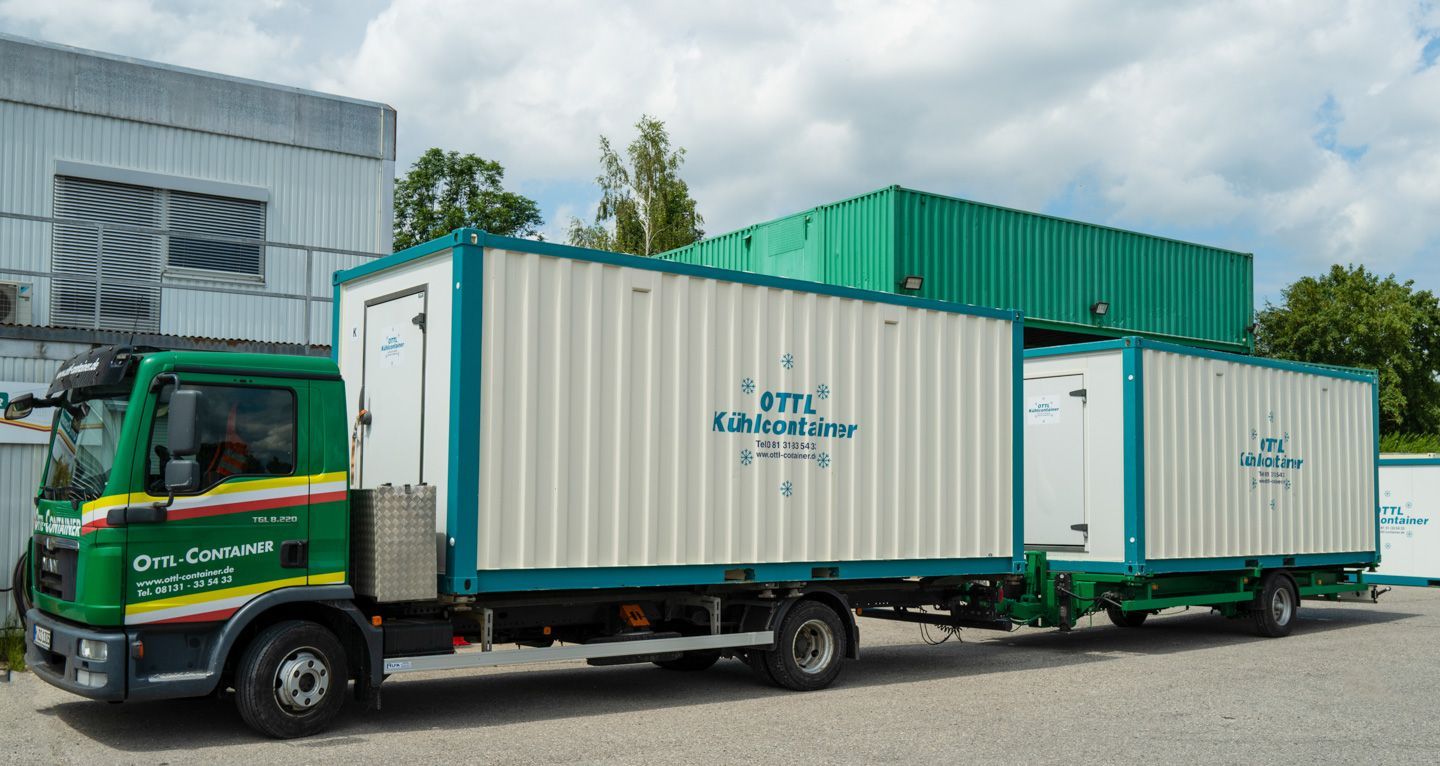 Containertransport von Kühlcontainern von OTTL-CONTAINER