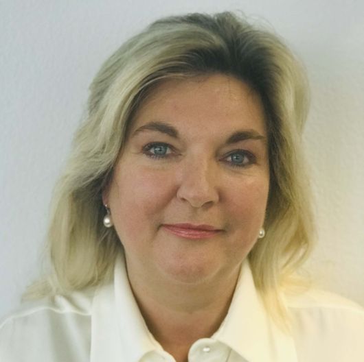 simonetta menet-zogg - zogg treuhand ag - dübendorf / zürich