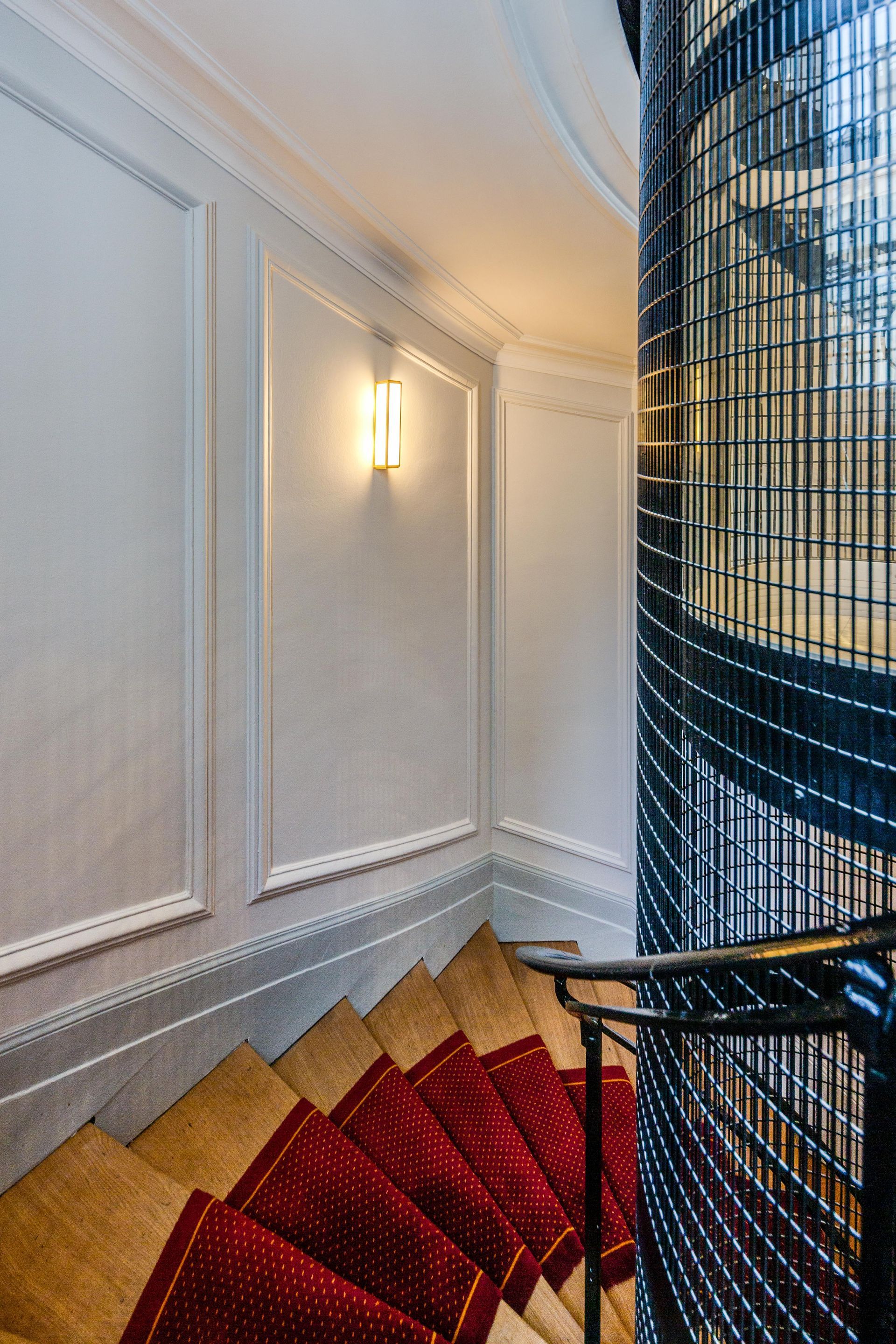 Chantier Groupe EDC - Cage d'escalier, appliques