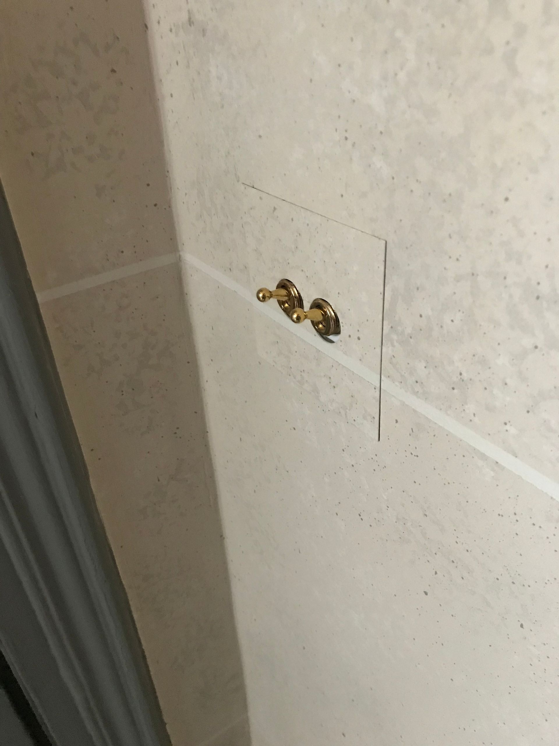 Chantier Quai d'Anjou - interrupteur style retro