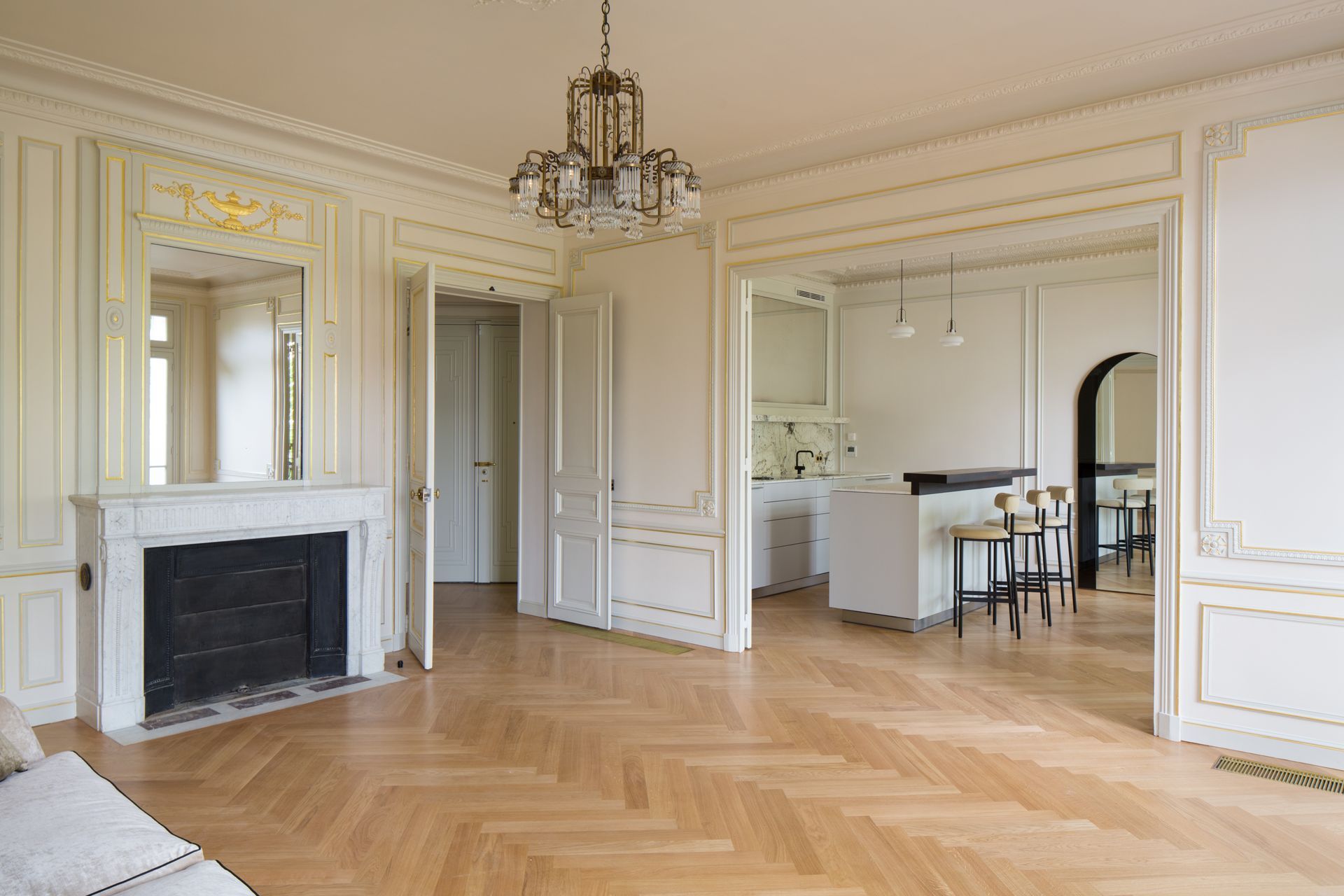 Chantier Painlevé - salon avec parquet massif