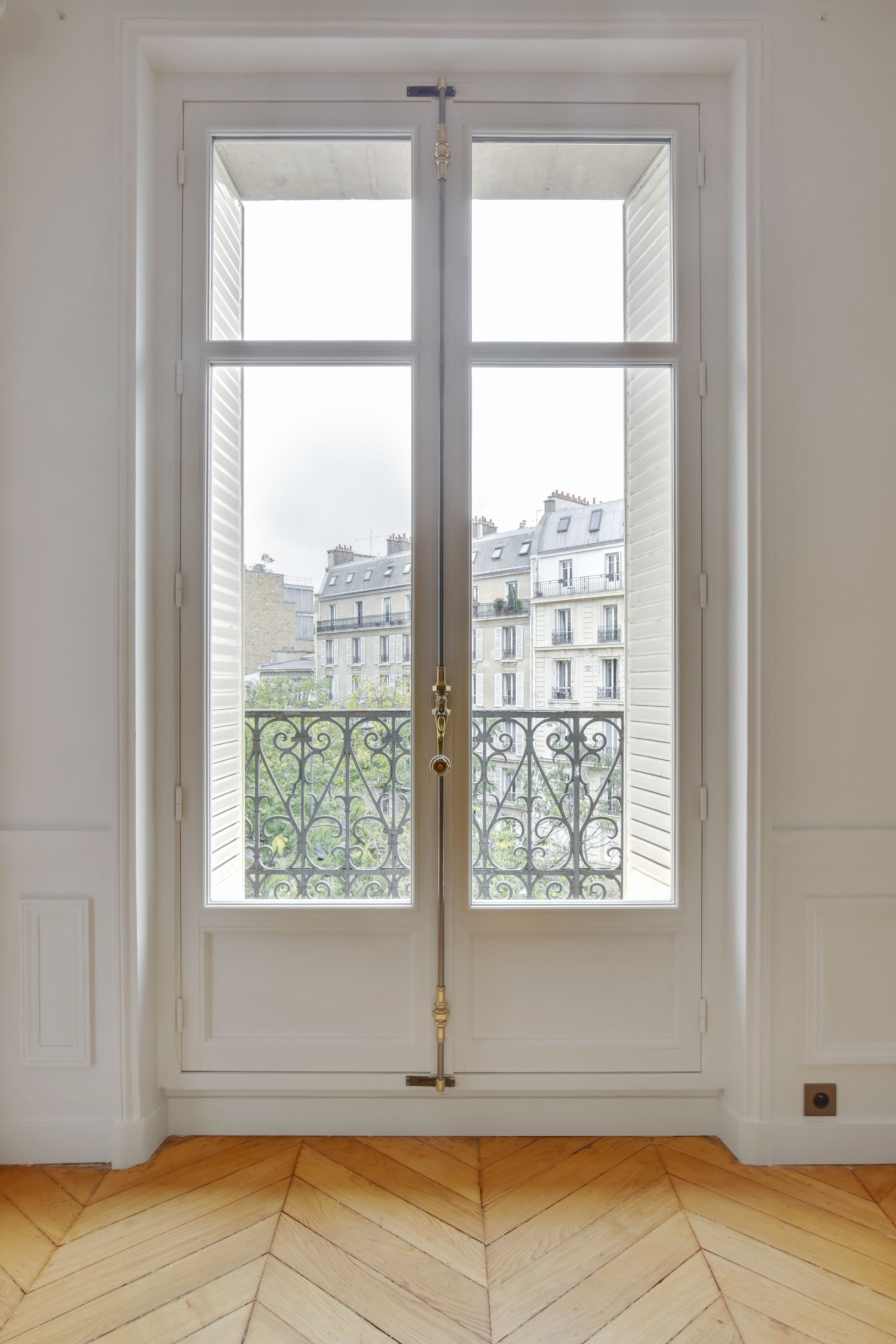 Chantier Wagram Monceau - menuiserie, porte-fenêtre