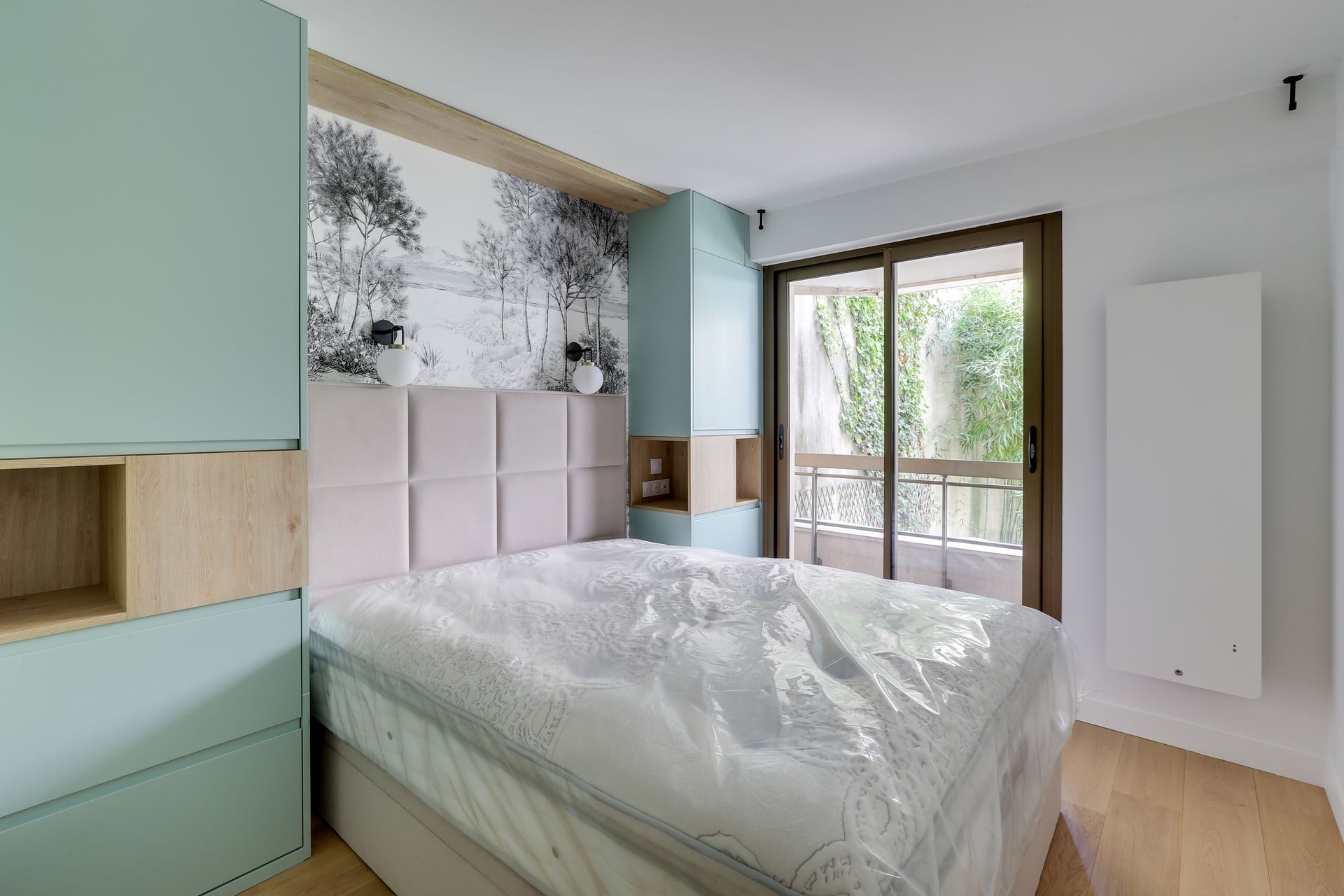 Chantier Effel - revêtements murs et sol, chambre