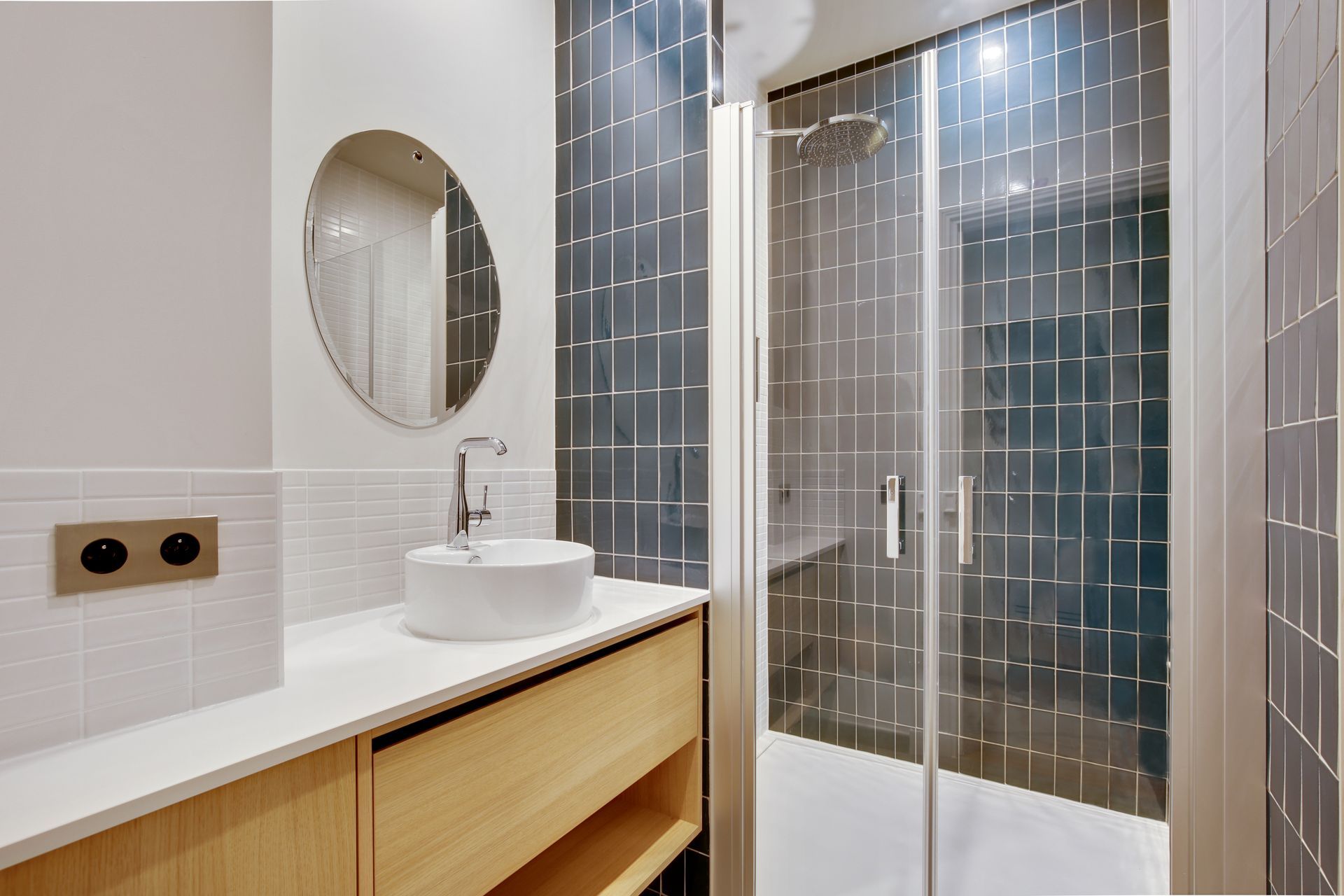 Chantier Wagram Monceau - salle de bains avec douche