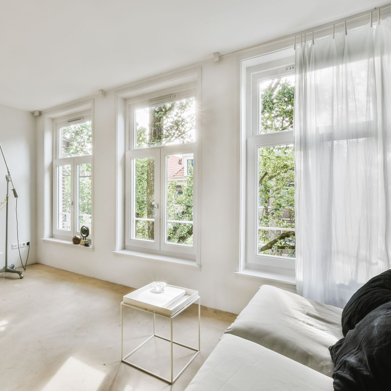 Fenêtres en bois dans un appartement de Lyon