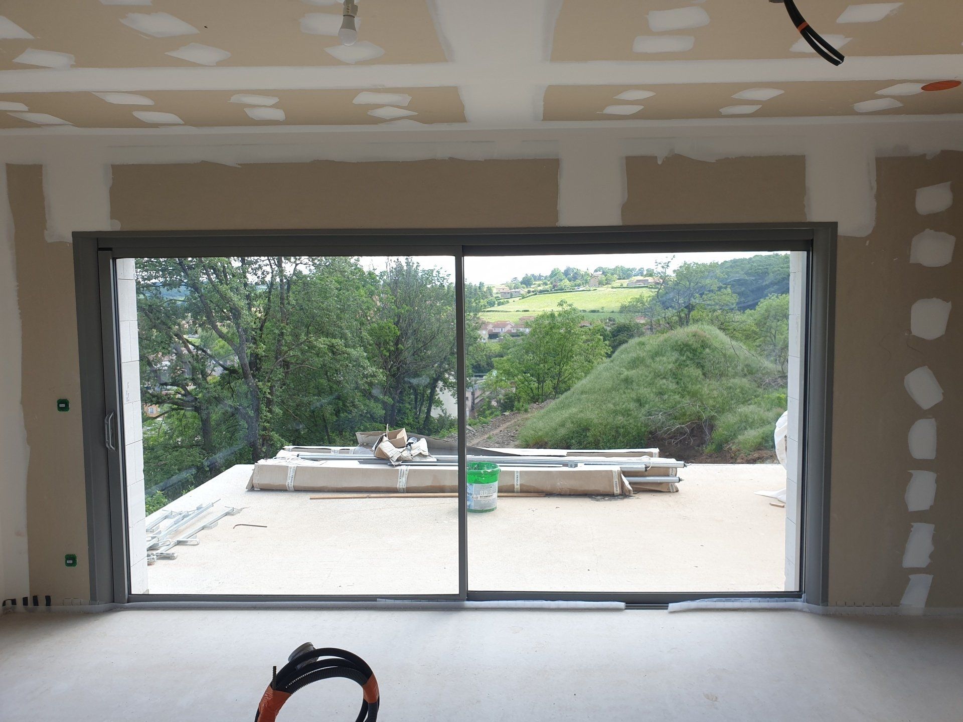 Pose de baies vitrées