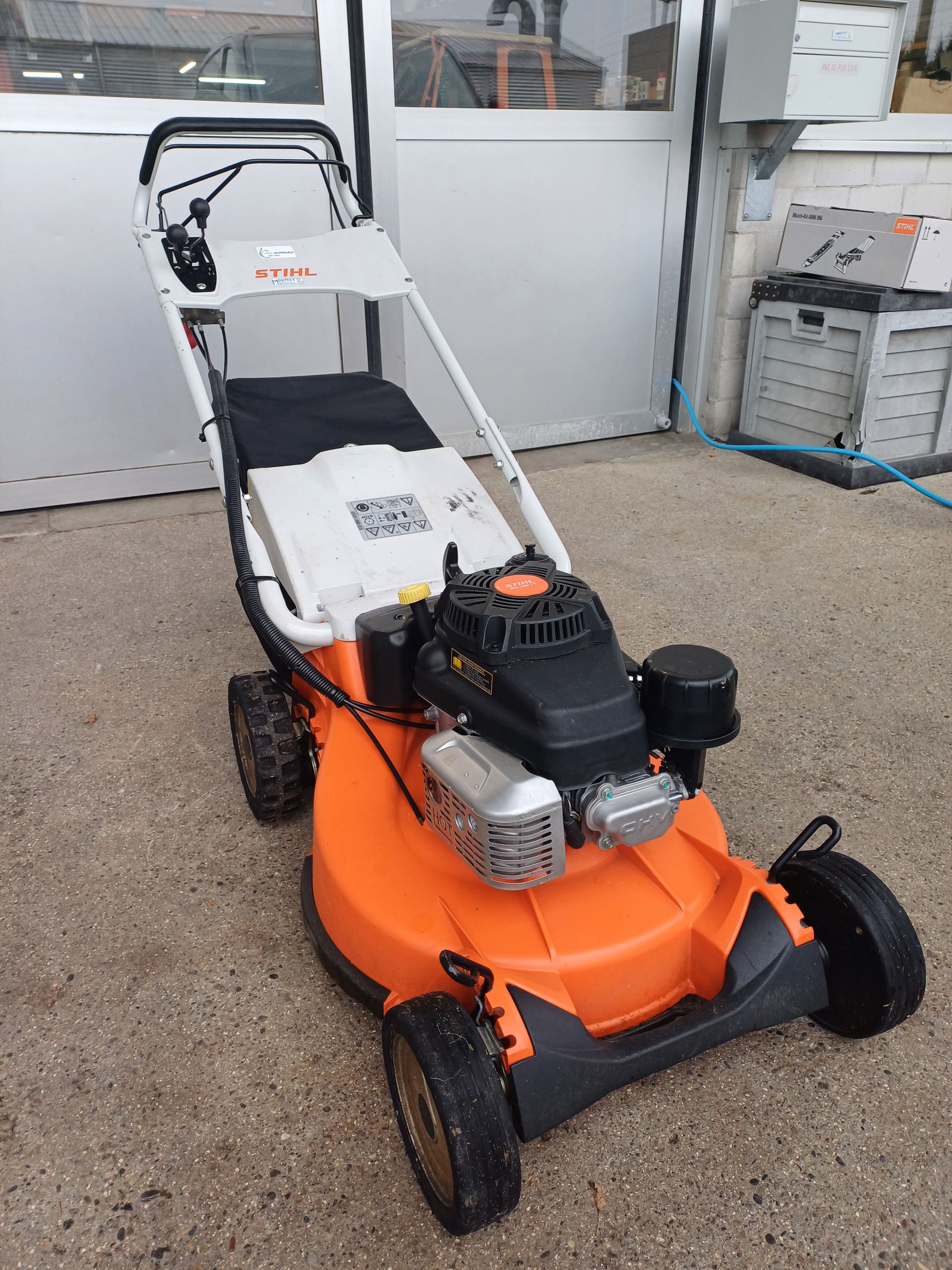 Tondeuse Stihl RM 756 YS d'occasion chez Mouttet Machines