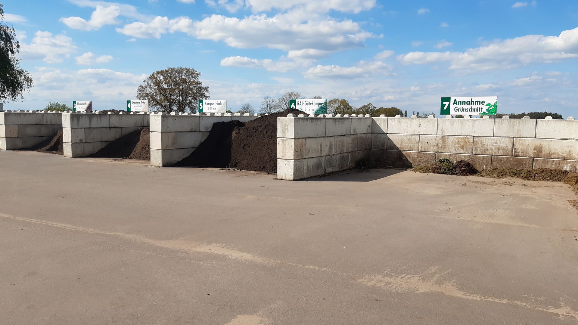 Grüneberg Kompostieranlage und Erdenwerk