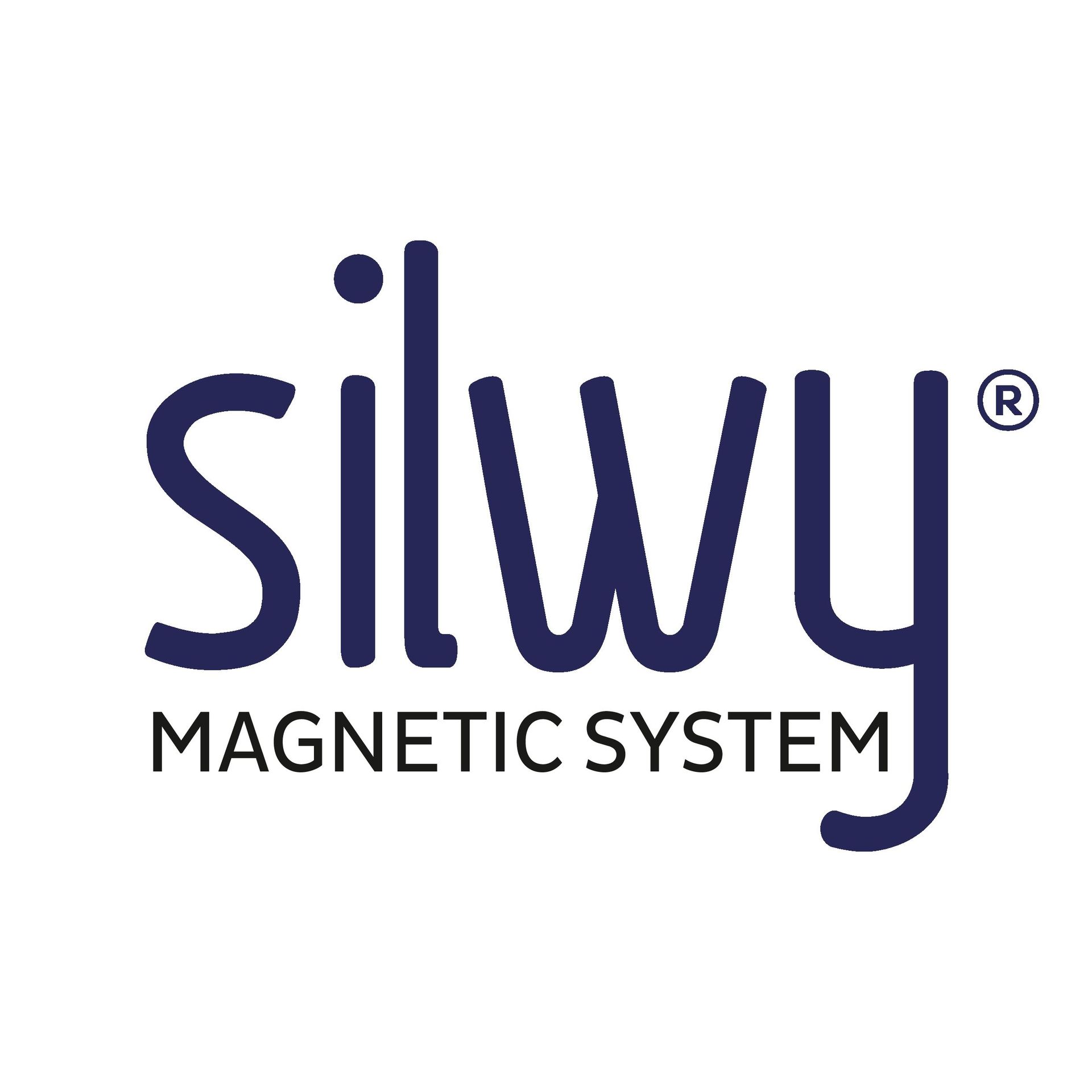Silwy-Logo in Dunkelblau: „silwy“ über „MAGNETIC SYSTEM“ auf weißem Hintergrund.
